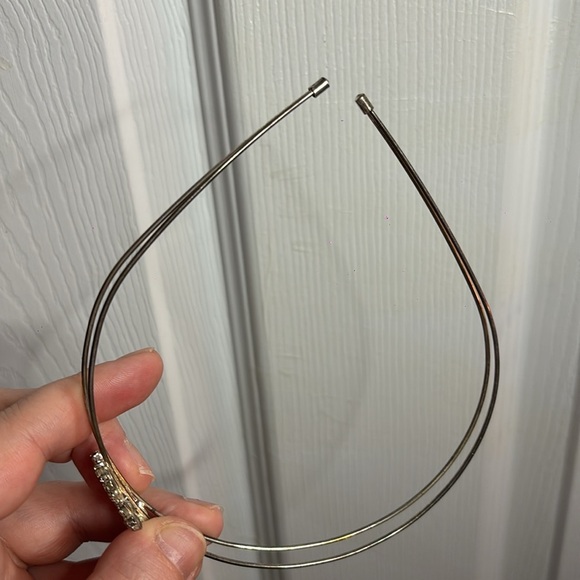 Silver Crown Headband - Picture 4 of 4